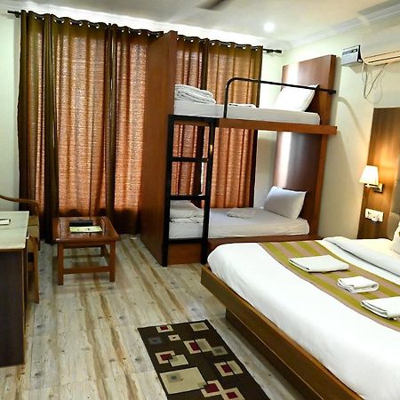 Hotel Peepal Tree Rishikesh Exterior photo