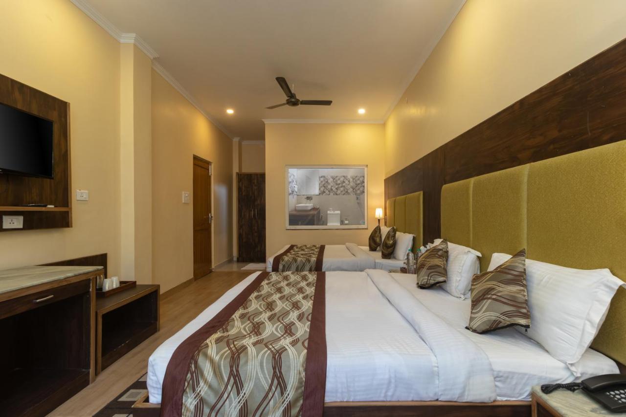Hotel Peepal Tree Rishikesh Exterior photo