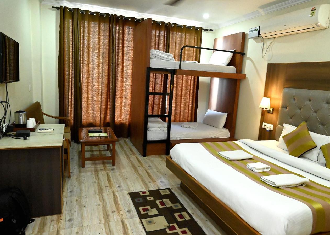 Hotel Peepal Tree Rishikesh Exterior photo