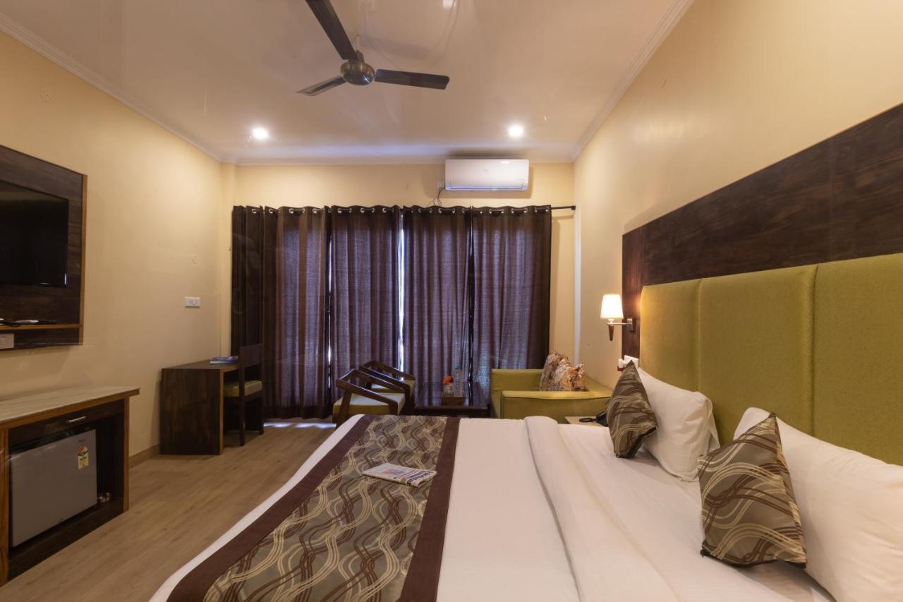 Hotel Peepal Tree Rishikesh Exterior photo